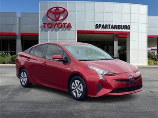 Used 2017 Toyota Prius Three video 1