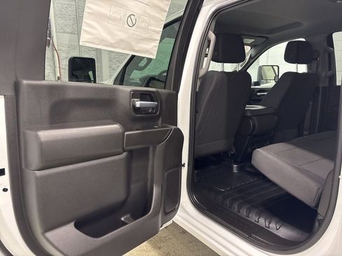 New 2026 Chevrolet Silverado 3500 W/T image 31