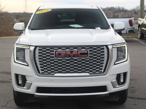Used 2024 GMC Yukon XL Denali w/ Max Trailering Package image 2