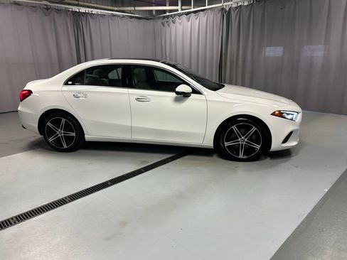Used 2022 Mercedes-Benz A 220 4MATIC w/ Premium Package Lite image 8