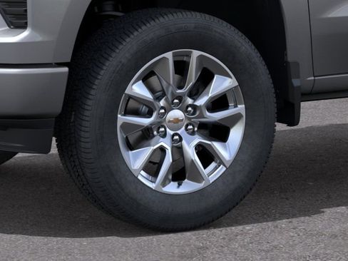 New 2026 Chevrolet Silverado 1500 Custom RWD image 9