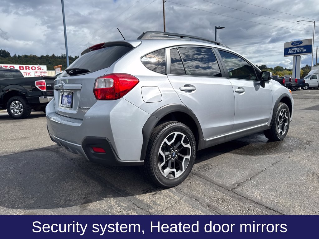 Used 2017 Subaru Crosstrek 2.0i Premium AWD/4WD image 6