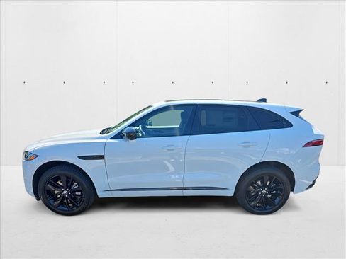 New 2026 Jaguar F-PACE R-Dynamic S image 5
