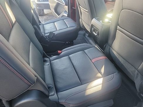 Certified 2024 Chevrolet Traverse RS w/ LPO, Floor Liner Package image 31