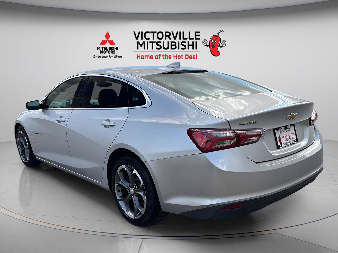 Used 2022 Chevrolet Malibu LT FWD image 4
