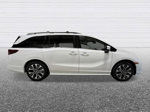 New 2026 Honda Odyssey Elite image 8