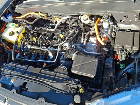 Used 2022 Ford Maverick Lariat w/ Lariat Luxury Package image 26