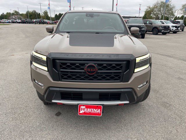 Used 2022 Nissan Frontier Pro-X RWD image 3