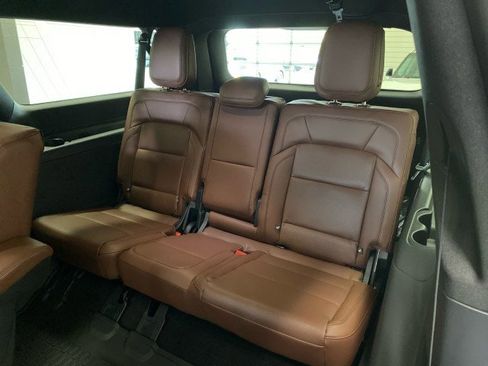 New 2026 Lincoln Navigator L Reserve AWD/4WD image 13