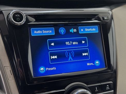 Used 2017 Honda Odyssey EX-L image 21