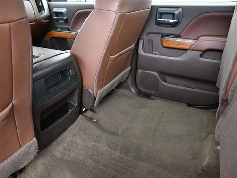 Used 2018 Chevrolet Silverado 2500 High Country w/ Duramax Plus Package image 19