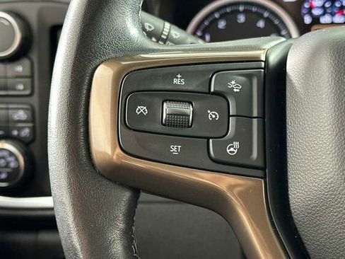 Used 2019 Chevrolet Silverado 1500 High Country w/ Technology Package image 26