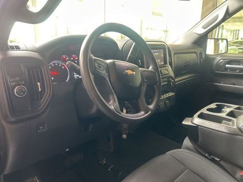 Used 2022 Chevrolet Silverado 1500 Custom image 16