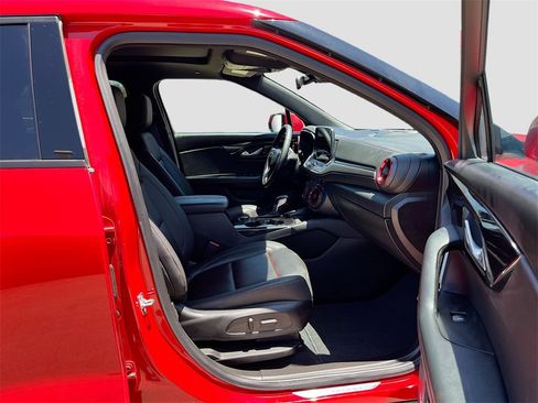 Used 2023 Chevrolet Blazer RS w/ Enhanced Convenience Package image 27