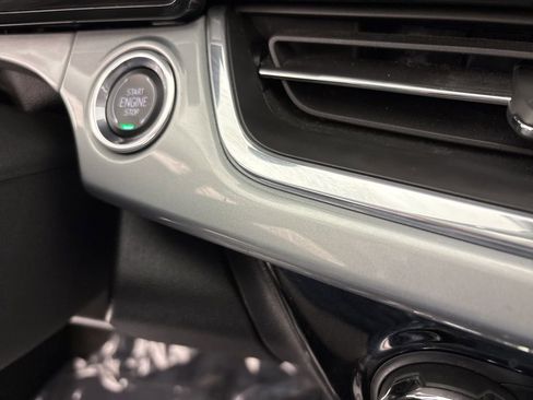 Used 2024 Chevrolet Trax LT image 28