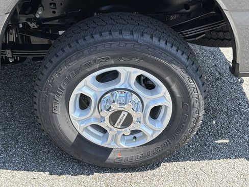 New 2026 Ford F350 XLT w/ FX4 Off-Road Package AWD/4WD image 23