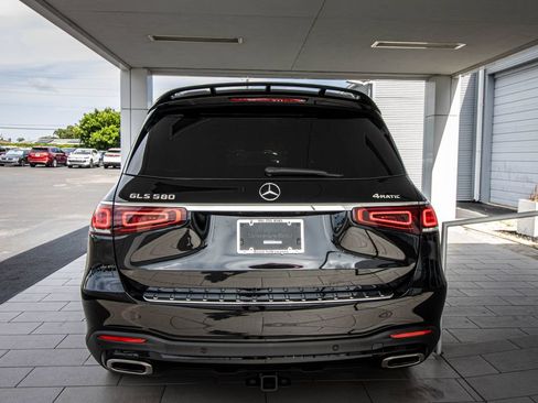 Used 2023 Mercedes-Benz GLS 580 4MATIC image 16