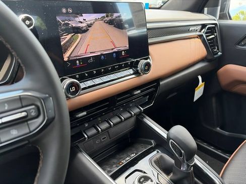 New 2026 GMC Canyon AT4 w/ Nightfall Edition AWD/4WD image 31