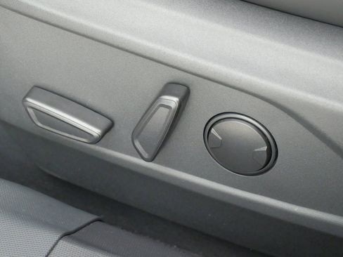 Used 2022 Ford Mustang Mach-E Premium image 41