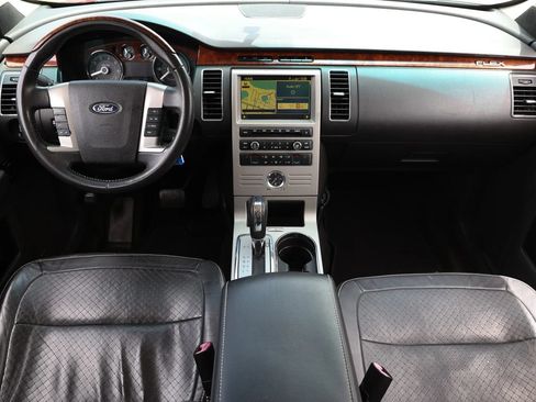 Used 2009 Ford Flex Limited FWD image 12