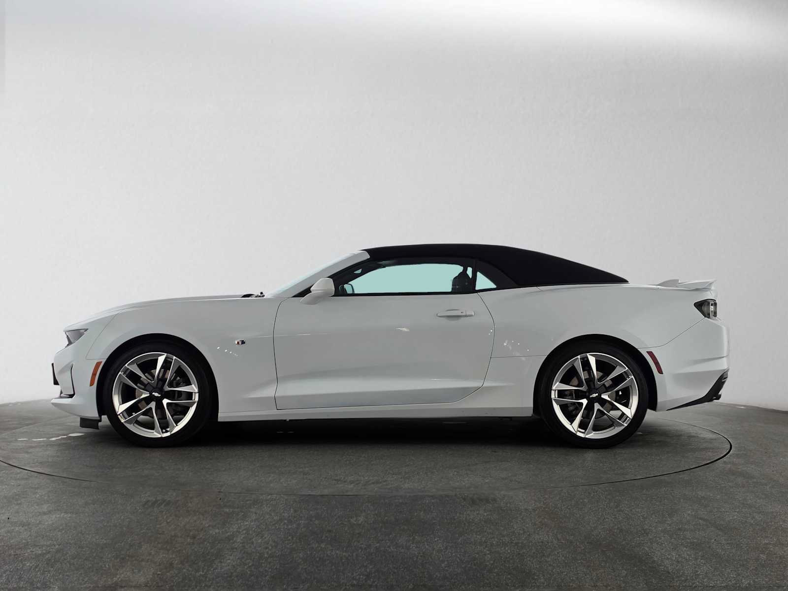 Used 2024 Chevrolet Camaro LT w/ RS Package RWD image 6