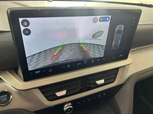 New 2026 Ford Explorer Active AWD/4WD image 5