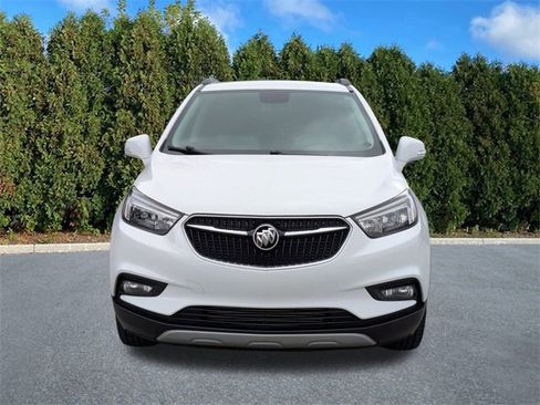 Used 2019 Buick Encore Sport Touring image 2