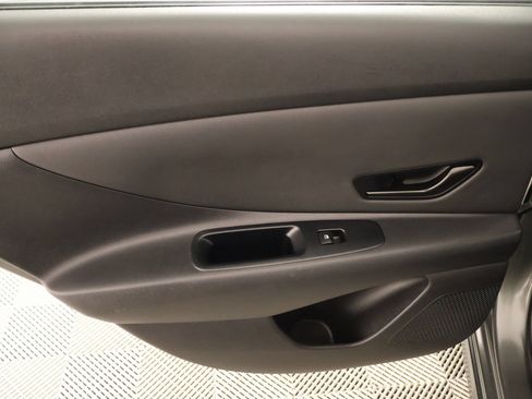 Used 2026 Hyundai Elantra SEL Sport Premium FWD image 17