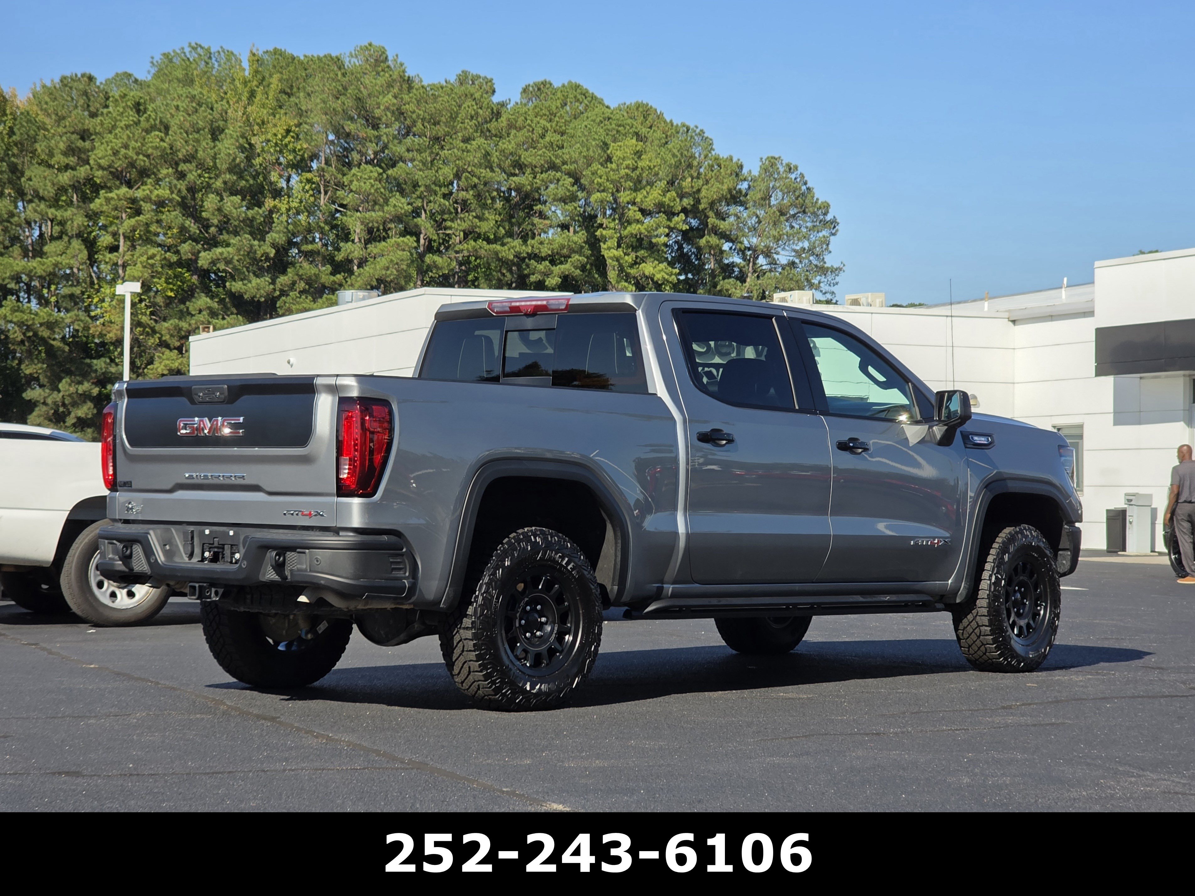 Used 2025 GMC Sierra 1500 AT4X w/ AT4X AEV Edition AWD/4WD image 7