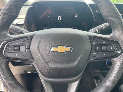 Used 2024 Chevrolet TrailBlazer LS AWD/4WD image 15