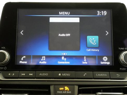 Used 2024 Nissan Altima 2.5 SR FWD image 17