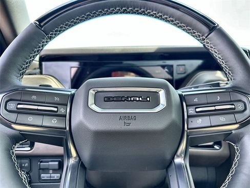 New 2026 GMC Yukon XL Denali Ultimate w/ LPO, Floor Liner Package image 33