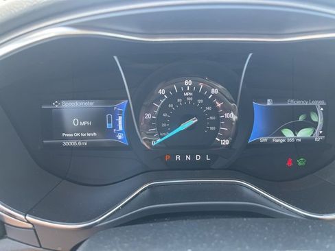 Used 2017 Ford Fusion S image 23