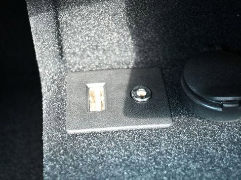 Used 2014 Cadillac CTS V RWD image 29