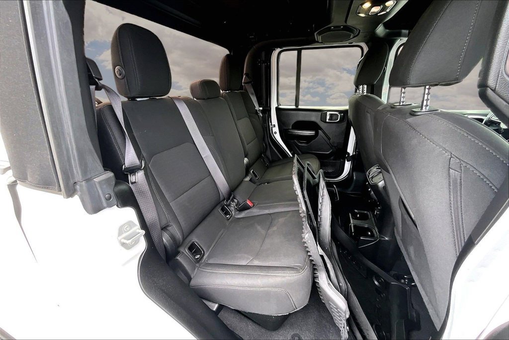 Used 2021 Jeep Gladiator Sport AWD/4WD image 26