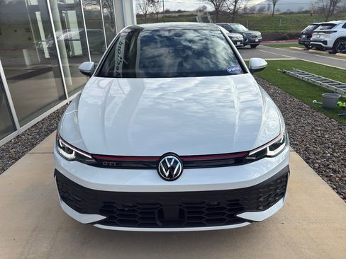 New 2026 Volkswagen GTI SE image 2