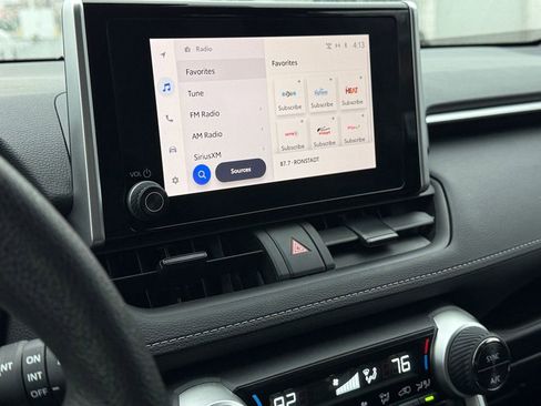 Certified 2025 Toyota RAV4 XLE image 31