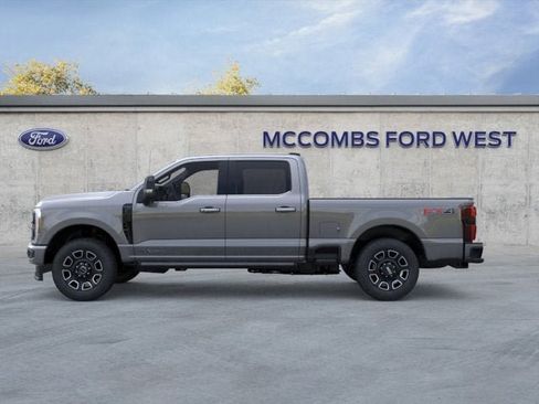 New 2025 Ford F250 Platinum w/ FX4 Off-Road Package AWD/4WD image 5