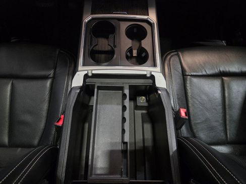 Used 2020 Ford F450 Lariat w/ Lariat Value Package image 85