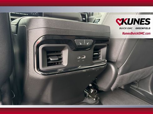 Used 2025 GMC Sierra 1500 AT4 w/ Technology Package image 35