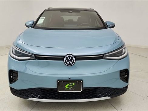 Used 2025 Volkswagen ID.4 Pro S Plus image 2