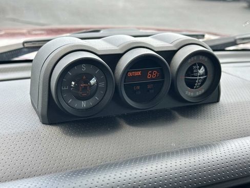 Used 2008 Toyota FJ Cruiser 4WD image 25