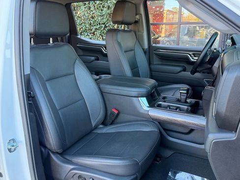 Used 2023 Chevrolet Silverado 1500 LTZ image 35