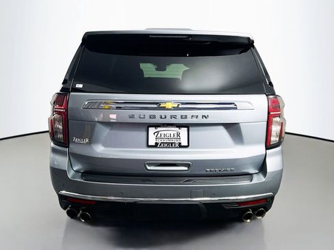 Certified 2024 Chevrolet Suburban Premier w/ Premium Package image 6