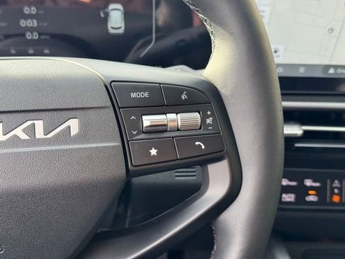 New 2026 Kia Sportage SX image 26