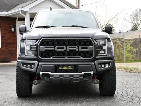 Used 2019 Ford F150 Raptor w/ Equipment Group 802A Luxury AWD/4WD image 2