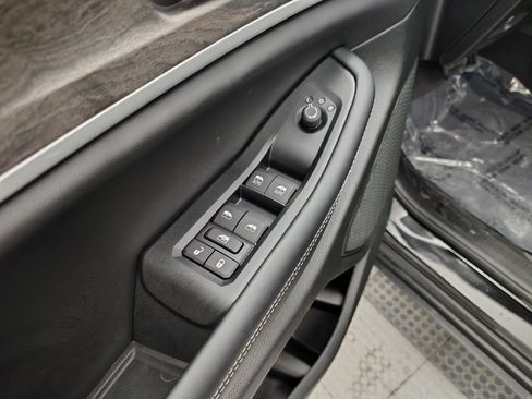New 2026 Jeep Grand Cherokee L 4WD image 18