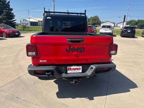 Used 2020 Jeep Gladiator Sport w/ Quick Order Package 24S AWD/4WD image 4