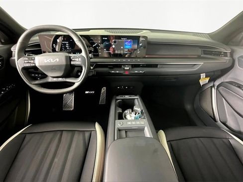 New 2026 Kia EV9 GT-Line image 5