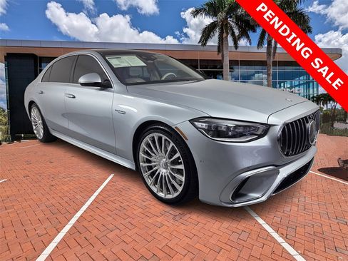 Used 2025 Mercedes-Benz S 63 AMG S image 2